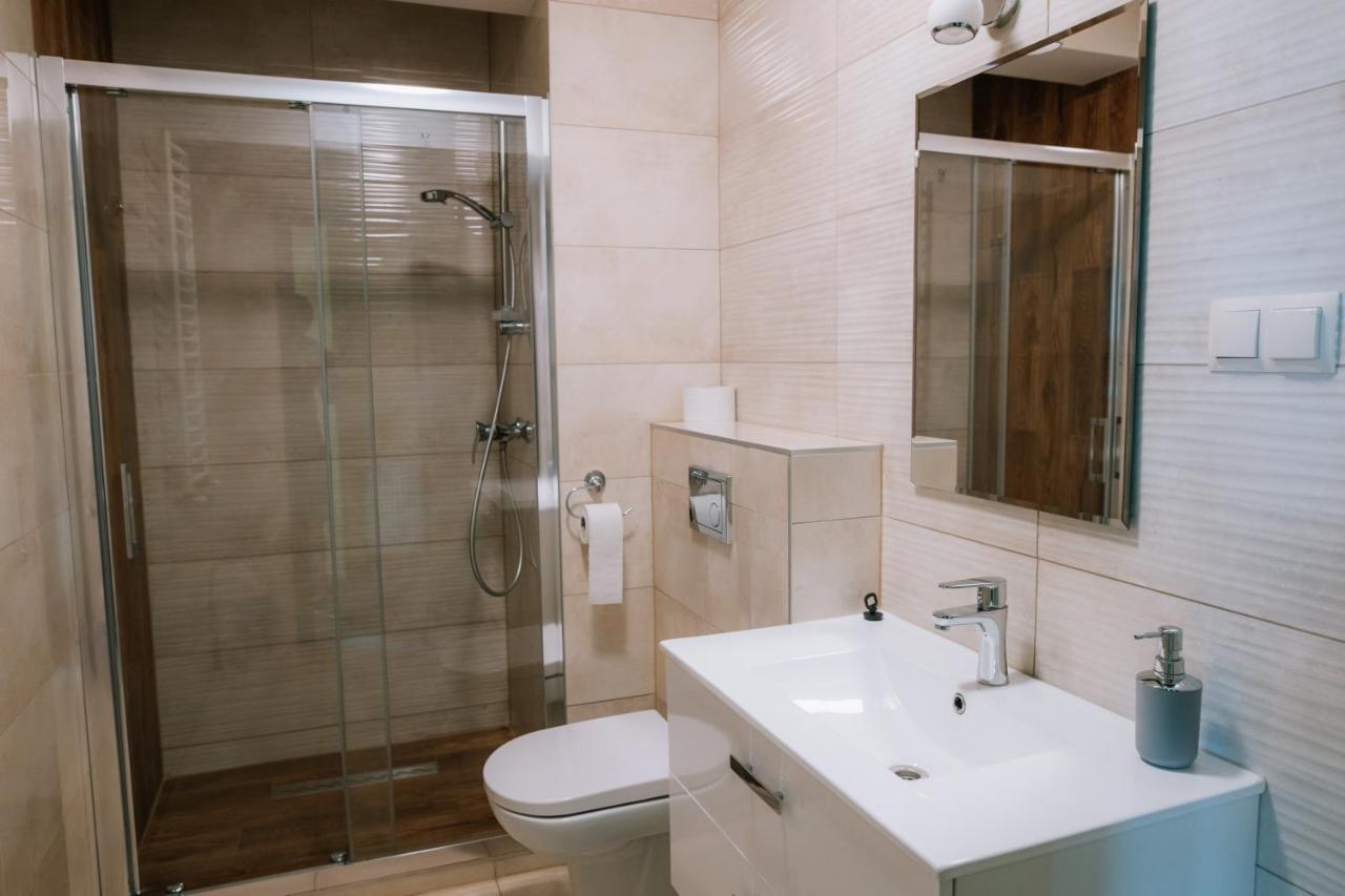 Kasztelan Hotell Krosno Exteriör bild