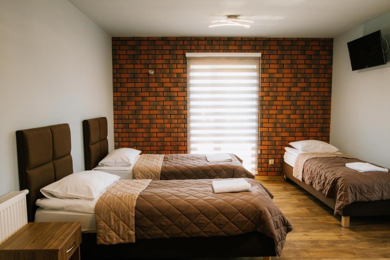 Kasztelan Hotell Krosno Exteriör bild